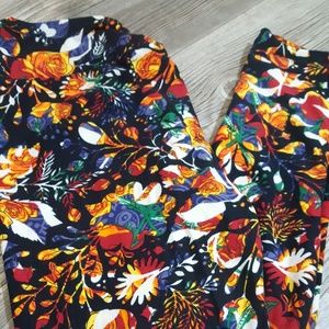 NWOT Lularoe TC leggings